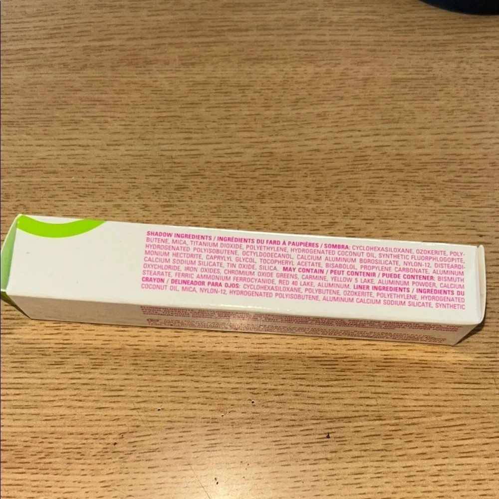 Mary Kay Green Eyeshadow Vibrant Makeup Essential